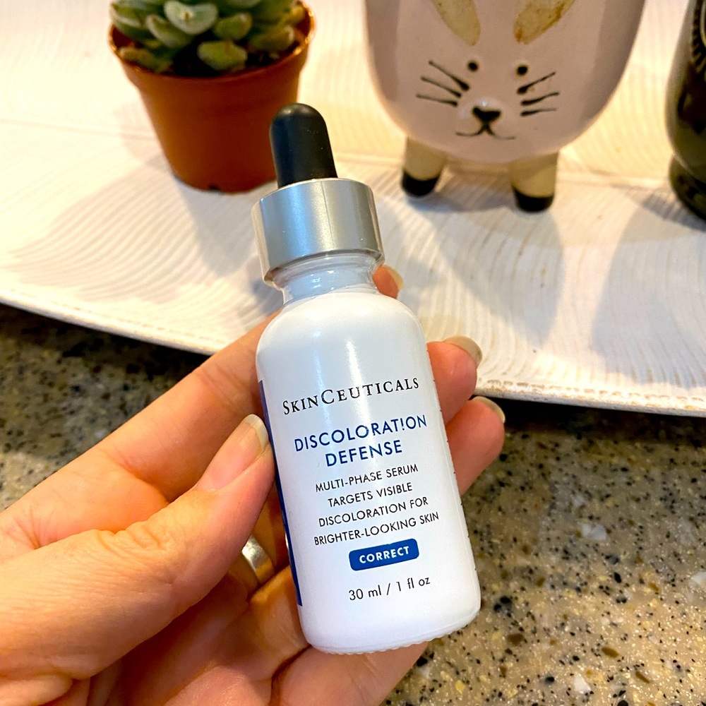 SkinCeuticals Discoloration Defense